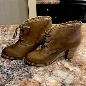 Antelope brown leather lace up ankle boots. Never before worn! Great condition!